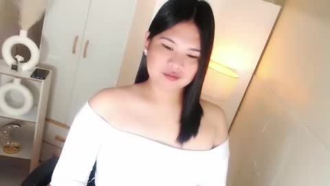 Y O U R        F U T U R E       K A Y L E E  online show from 02-07-26, 07:50