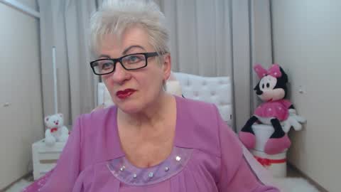 kaylesmoll online show from 02-25-26, 07:45