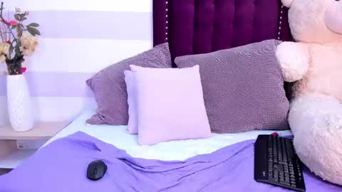 Snapshot of kaylin_jann chatting on 03-12-25, 01:36 Kaylin Jann online show from 03-12-25, 01:36