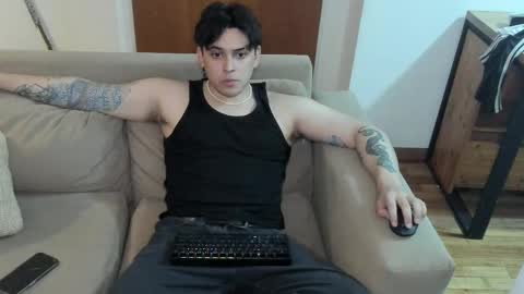 Snapshot of kaynn_b chatting on 02-02-25, 02:38 kaynn_b online show from 02-02-25, 02:38