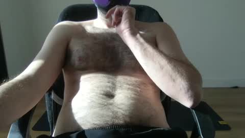 Neon online show from 12-31-24, 02:14