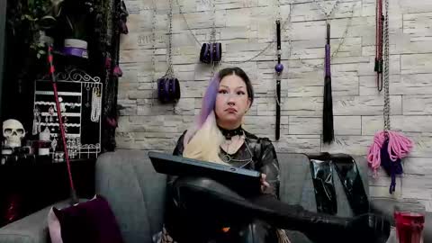 Miss Kazia online show from 02-12-26, 12:38