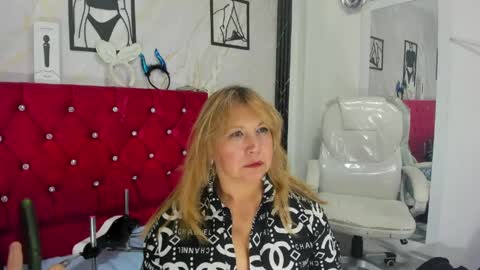 KAZSANDRAH online show from 06-06-26, 05:23