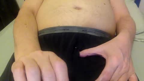 Snapshot of kds271180 chatting on 03-11-25, 12:54 K online show from 03-11-25, 12:54