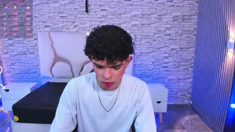 Snapshot of keahi_tay chatting on 05-07-26, 07:19 keahi online show from 05-07-26, 07:19