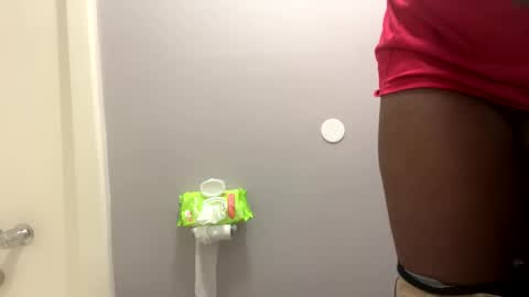 Snapshot of keeganlife chatting on 12-13-24, 07:04 keeganlife online show from 12-13-24, 07:04