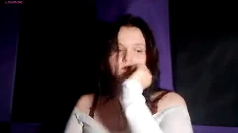 Snapshot of keenaureta chatting on 11-07-25, 02:06 Lora online show from 11-07-25, 02:06