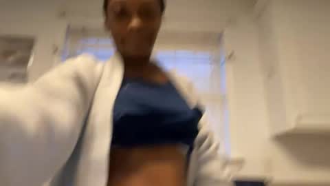 Snapshot of keephimcum69me chatting on 01-15-26, 12:21 Keephimcum69me online show from 01-15-26, 12:21