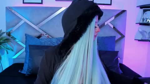 Keidy Monday to Saturday from 200 pm to 810pm  UTC-5 Colombia Time online show from 11-10-25, 07:13