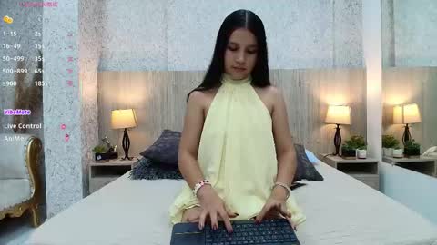 Snapshot of keila_clark chatting on 01-10-26, 02:24 Keila online show from 01-10-26, 02:24