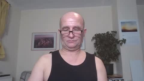 keilie1 online show from 12-25-24, 01:10