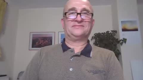 keilie1 online show from 12-25-24, 10:59