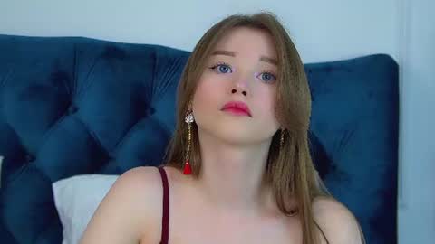 Keira online show from 06-11-26, 06:28