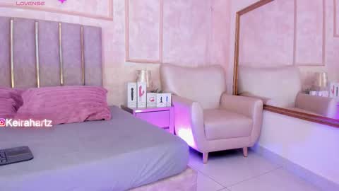 Snapshot of keirahartz chatting on 11-28-25, 03:53 keirahartz online show from 11-28-25, 03:53