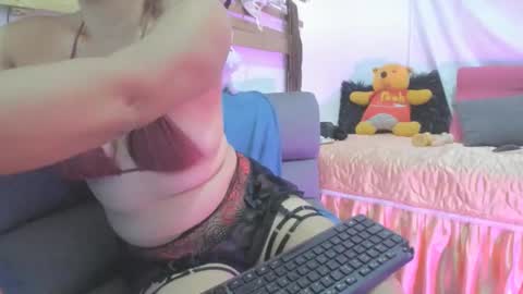 keira online show from 02-26-26, 02:21