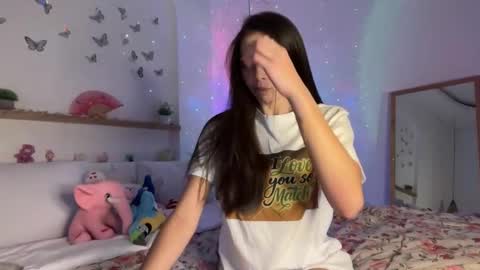 keira online show from 03-06-26, 12:07