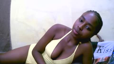 keisha759446 online show from 11-18-25, 06:29