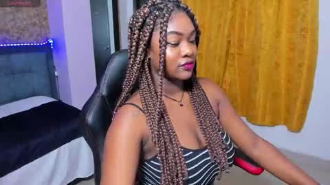 Snapshot of keishe_anderson chatting on 12-18-25, 07:20 Keisha online show from 12-18-25, 07:20