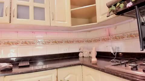 keisy Girl  online show from 04-19-26, 06:10