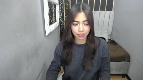  K E I Z Y  online show from 12-13-24, 01:22