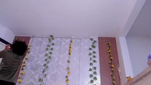 kelly__thomson online show from 02-25-26, 01:21