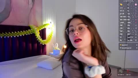 Kelly online show from 03-31-26, 01:51