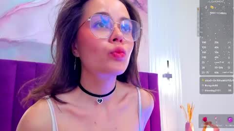 Snapshot of kelly_cuutie chatting on 05-19-26, 01:56 Kelly online show from 05-19-26, 01:56