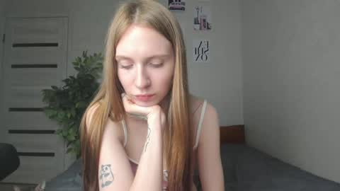 Snapshot of kelly_gerzikaaa chatting on 05-08-26, 03:17 kelly_gerzikaaa online show from 05-08-26, 03:17