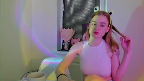 kelly_mur_ online show from 04-15-26, 02:40