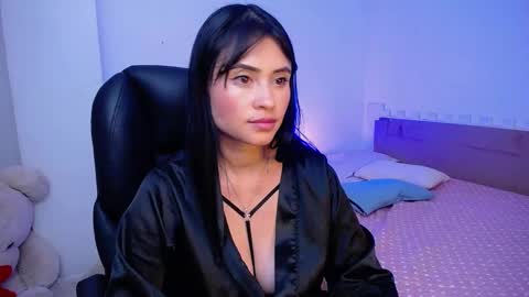 elena online show from 02-11-25, 01:10