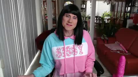 kellyanne Lynn but please call me fucktoy online show from 02-15-25, 06:44