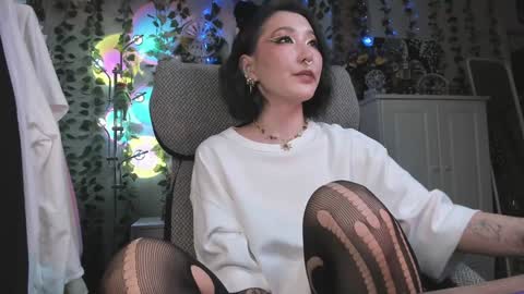 Leia online show from 12-18-24, 05:59