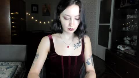 Snapshot of kellydark0111 chatting on 01-24-25, 09:26 Mistress  online show from 01-24-25, 09:26