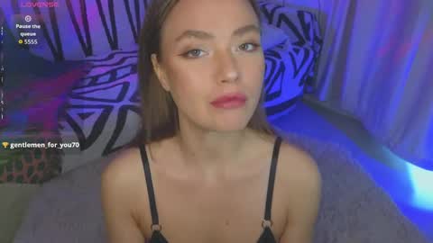 KellyFouler online show from 04-26-26, 03:32