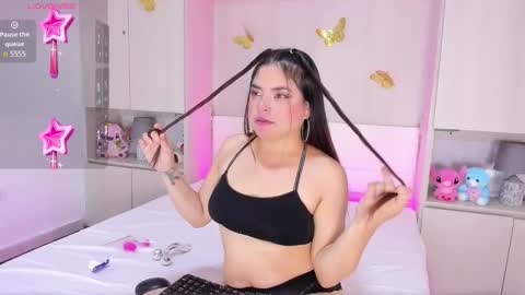 KELLY online show from 02-26-26, 08:08