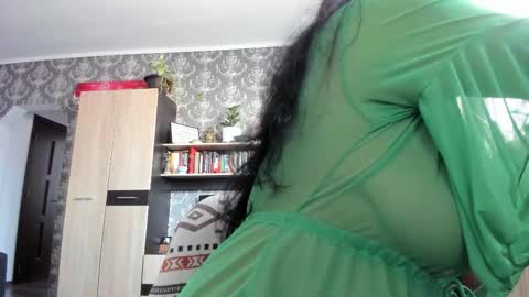 Snapshot of kellymorgan_ chatting on 10-30-25, 08:49 Monday - Friday  08 am - 3 pm GMT 3 online show from 10-30-25, 08:49