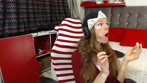 kelly online show from 12-15-25, 11:42