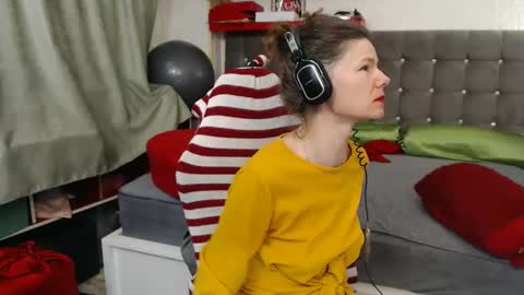 kelly online show from 03-08-26, 01:14