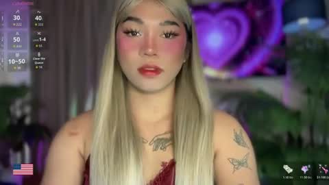 Snapshot of kellysexxie chatting on 08-07-26, 02:35 Kelly Smith online show from 08-07-26, 02:35