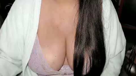 Kellyshow online show from 09-27-25, 03:33