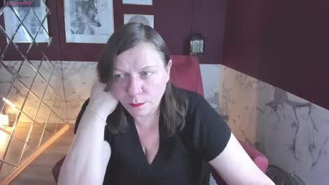 Kelly online show from 11-01-25, 01:02