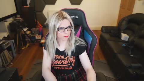 Snapshot of kelseycobalt chatting on 12-12-24, 09:48 kelseycobalt online show from 12-12-24, 09:48