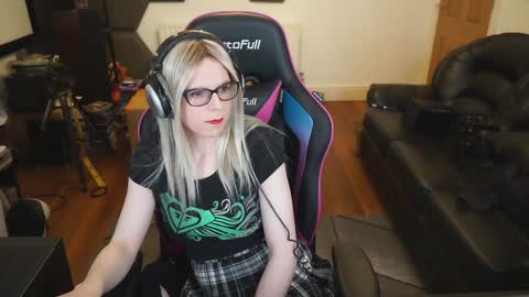 Snapshot of kelseycobalt chatting on 01-07-25, 09:57 kelseycobalt online show from 01-07-25, 09:57