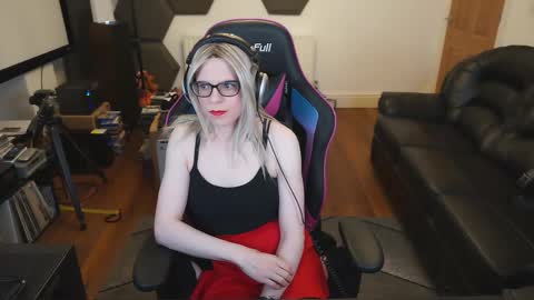 Snapshot of kelseycobalt chatting on 02-10-25, 09:15 kelseycobalt online show from 02-10-25, 09:15