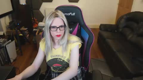 Snapshot of kelseycobalt chatting on 02-16-25, 09:48 kelseycobalt online show from 02-16-25, 09:48