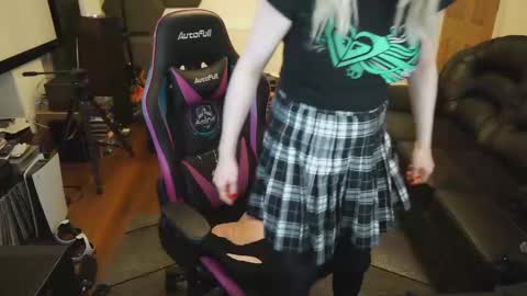 Snapshot of kelseycobalt chatting on 03-01-25, 09:48 kelseycobalt online show from 03-01-25, 09:48