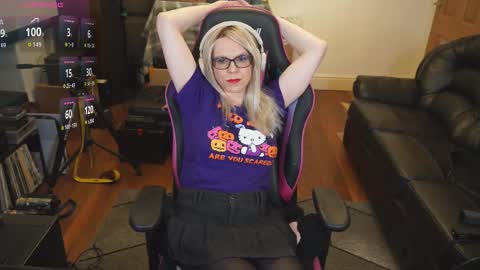 Snapshot of kelseycobalt chatting on 10-01-25, 08:59 kelseycobalt online show from 10-01-25, 08:59