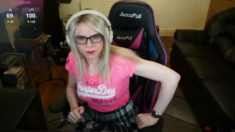 Snapshot of kelseycobalt chatting on 06-06-26, 09:41 kelseycobalt online show from 06-06-26, 09:41