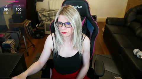 Snapshot of kelseycobalt chatting on 06-15-26, 08:22 kelseycobalt online show from 06-15-26, 08:22
