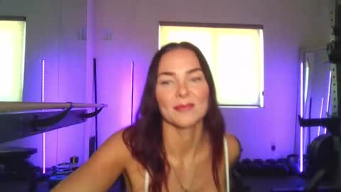 Snapshot of kelseyfirefly chatting on 10-11-25, 07:01 Kelsey Firefly online show from 10-11-25, 07:01